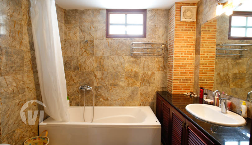 Furnished house with swimming pool in Tay Ho close to the West Lake
