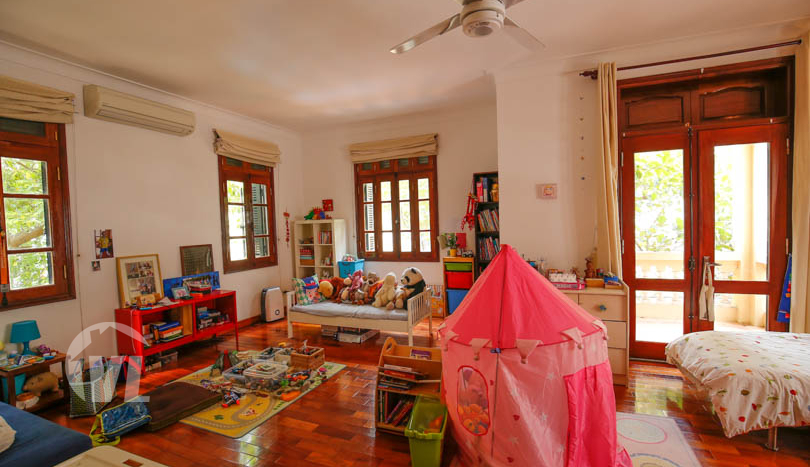 Furnished house with swimming pool in Tay Ho close to the West Lake