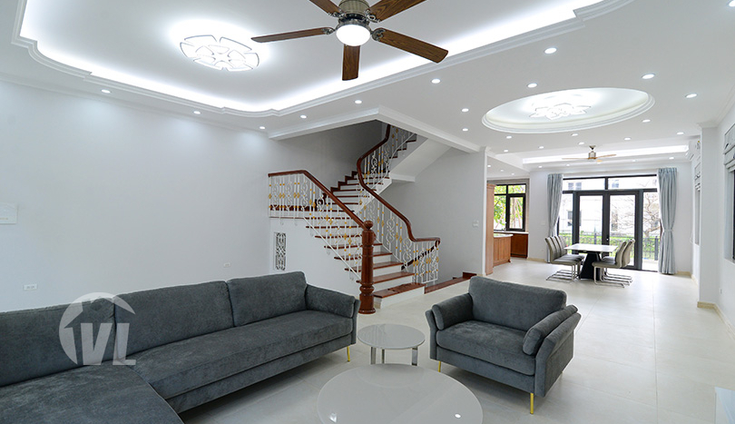Modern and brand-new furnished Vinhomes Riverside villa to lease