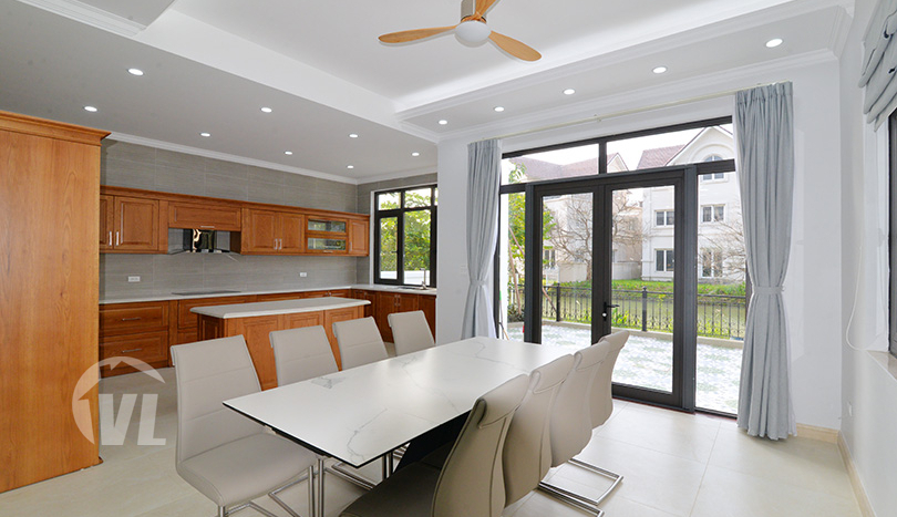 Modern and brand-new furnished Vinhomes Riverside villa to lease
