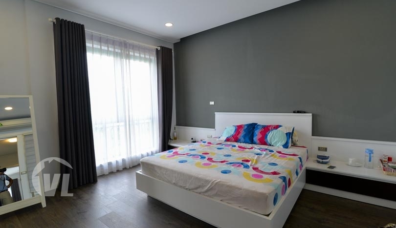 Modern furnished Villa Vinhomes Riverside close to BIS