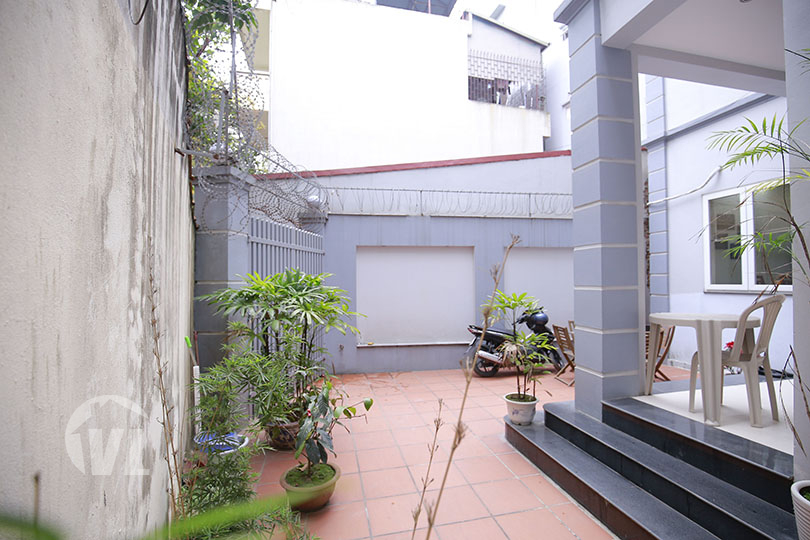 333 Modern house with yard to rent in Tay Ho To Ngoc Van