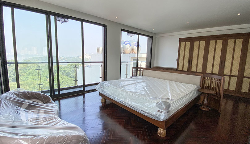 Brand-new lake view 4 beds apartment to lease in Tay Ho Hanoi
