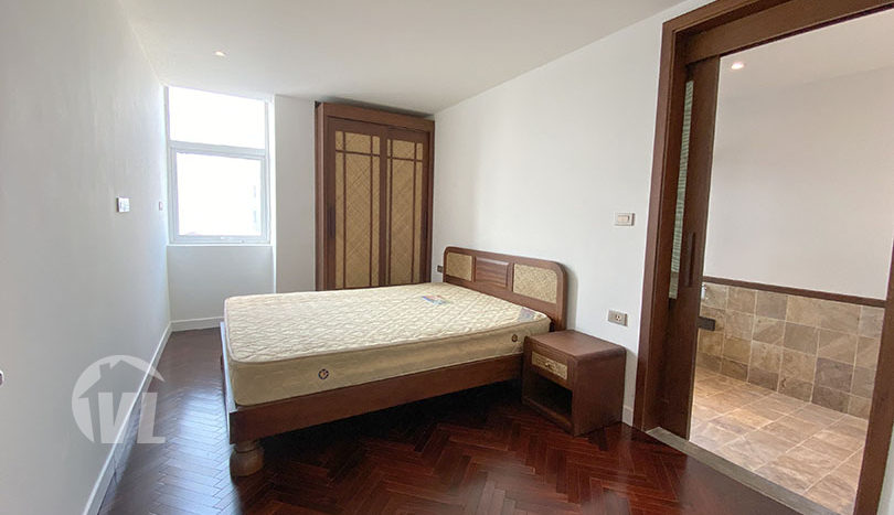 Brand-new lake view 4 beds apartment to lease in Tay Ho Hanoi