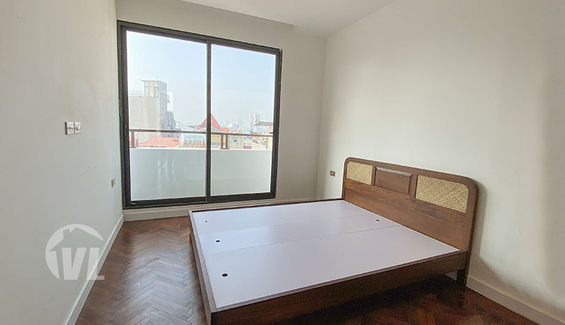 Brand-new lake view 4 beds apartment to lease in Tay Ho Hanoi