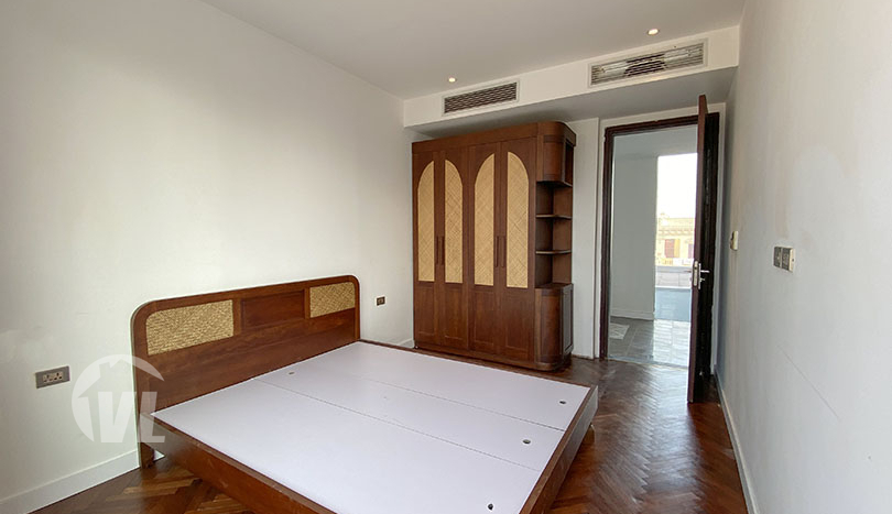 Brand-new lake view 4 beds apartment to lease in Tay Ho Hanoi