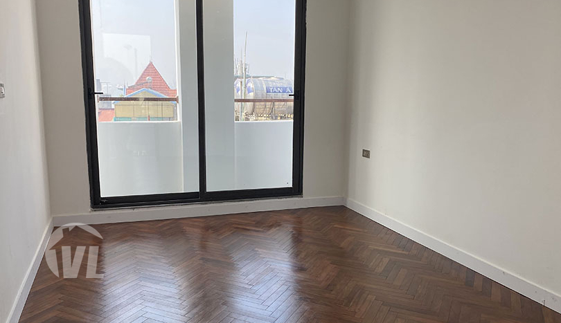 Brand-new lake view 4 beds apartment to lease in Tay Ho Hanoi