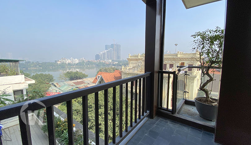 Brand-new lake view 4 beds apartment to lease in Tay Ho Hanoi