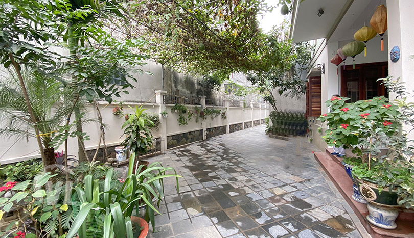 Cozy house with yard to rent close to the Lycée Français Hanoi