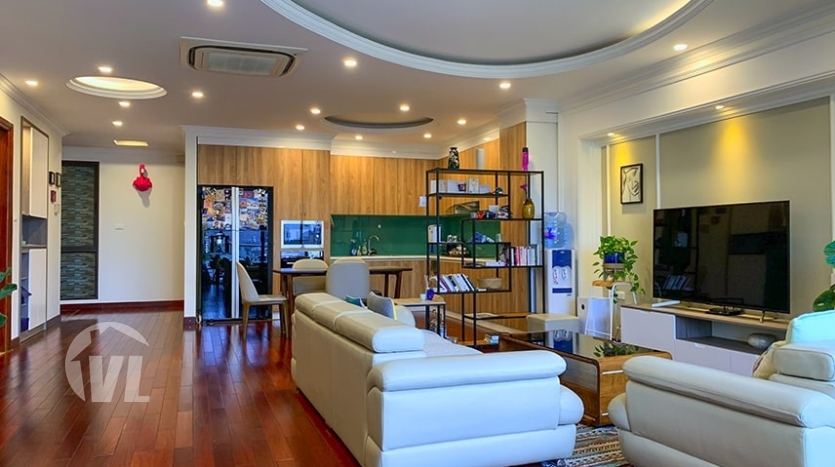 Lake view 170 sq m apartment to lease in Yen Phu