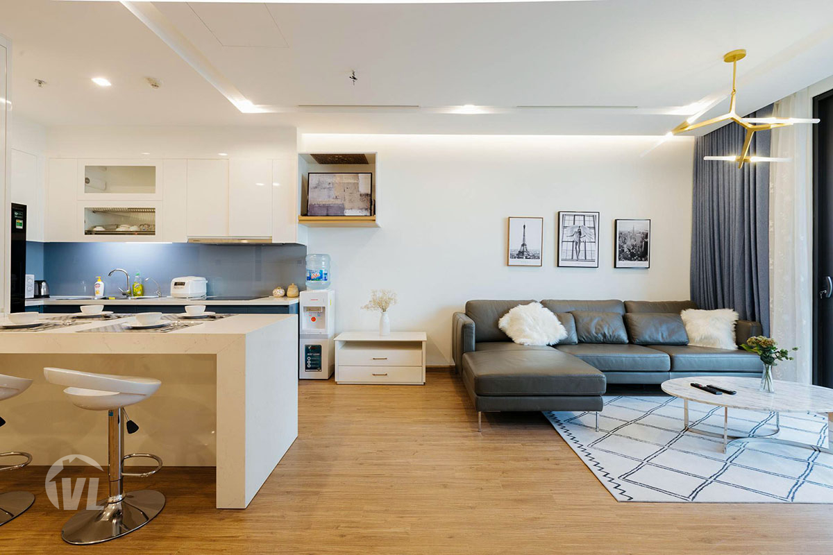 222 Modern 2 bedroom apartment in Vinhomes Metropolis