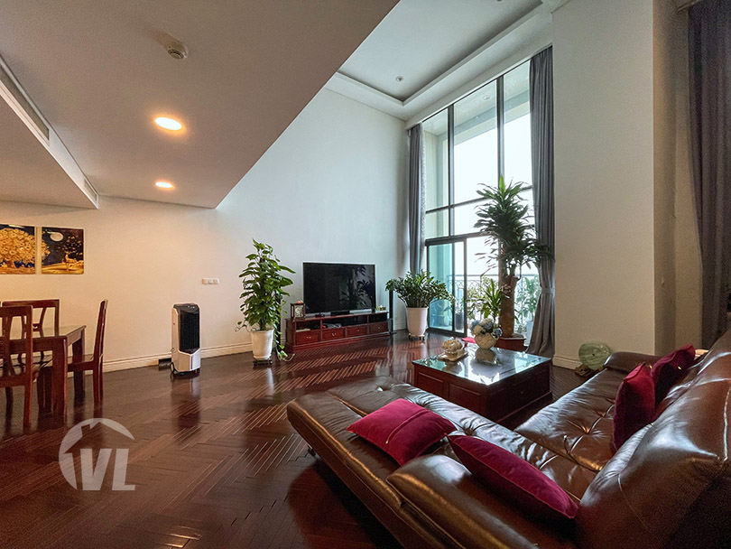 333 Spacious duplex 3 bedroom to rent in Hoang Thanh tower