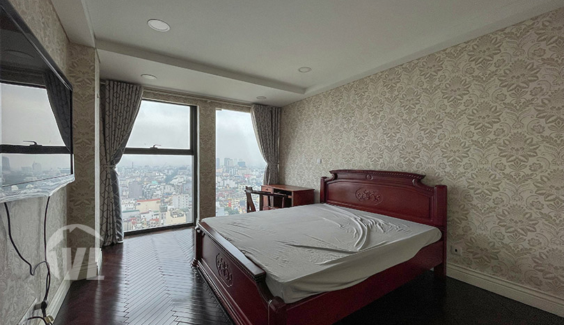 Spacious duplex 3 bedroom to rent in Hoang Thanh tower