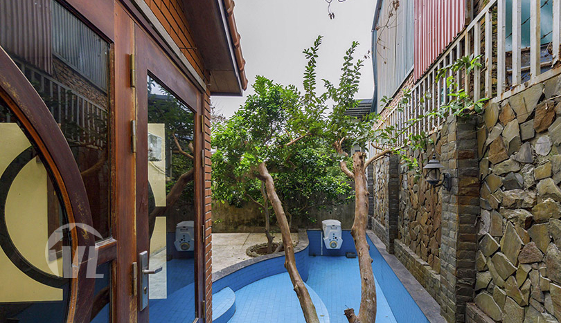 Large swimming pool villa to rent in Tay Ho district Hanoi
