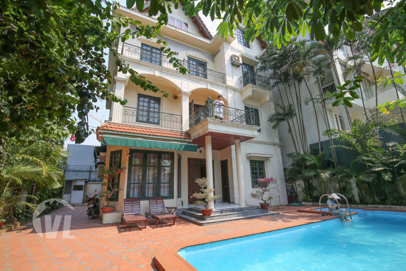 222 Large 6 bedrooms villa for rent with swimming pool in Tay Ho