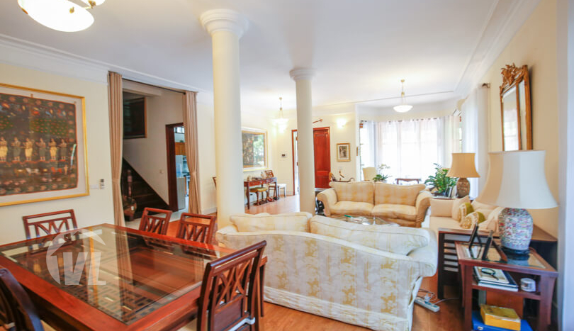 Large 6 bedrooms villa for rent with swimming pool in Tay Ho