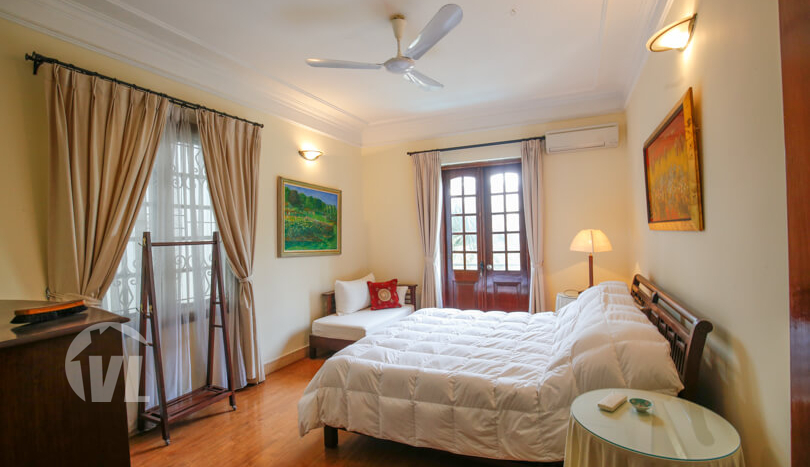 Large 6 bedrooms villa for rent with swimming pool in Tay Ho