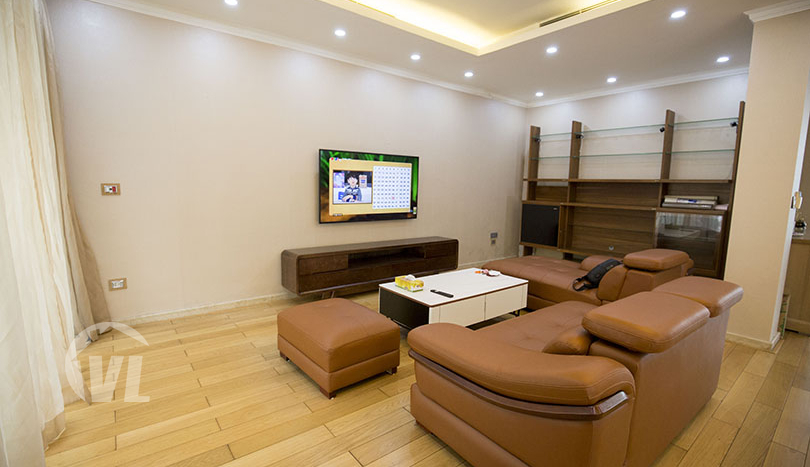 Large partly furnished villa to rent in Ciputra close to UNIS
