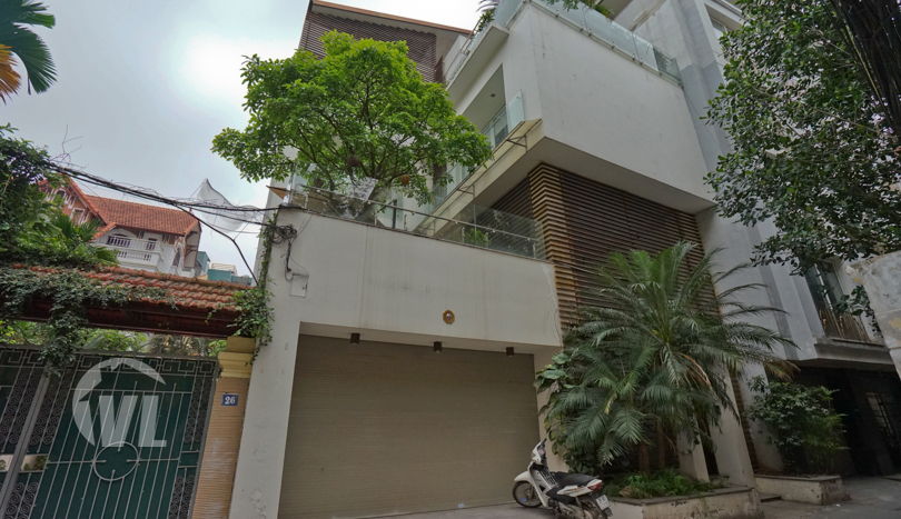 Modern villa with swimming pool to rent in Tay Ho Hanoi