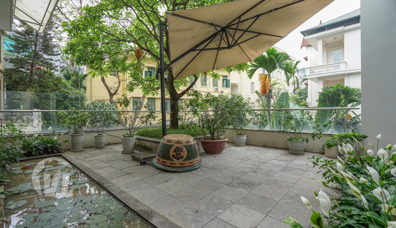 Modern villa with swimming pool to rent in Tay Ho Hanoi