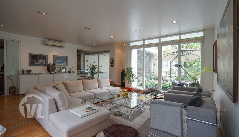 Modern villa with swimming pool to rent in Tay Ho Hanoi
