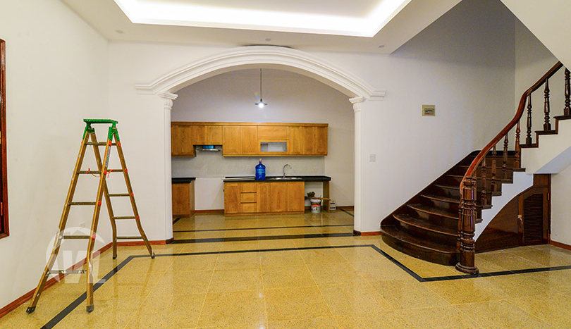Gorgeous 4 beds 4 baths house with yard in Tay Ho