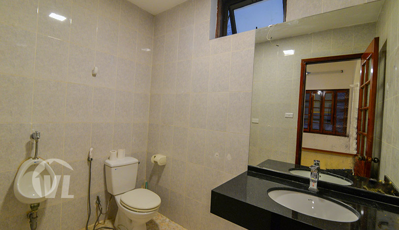 Gorgeous 4 beds 4 baths house with yard in Tay Ho