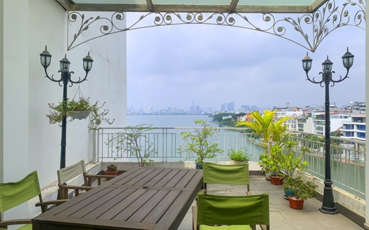 Large 3 bedroom apartment with private terrace facing the West Lake