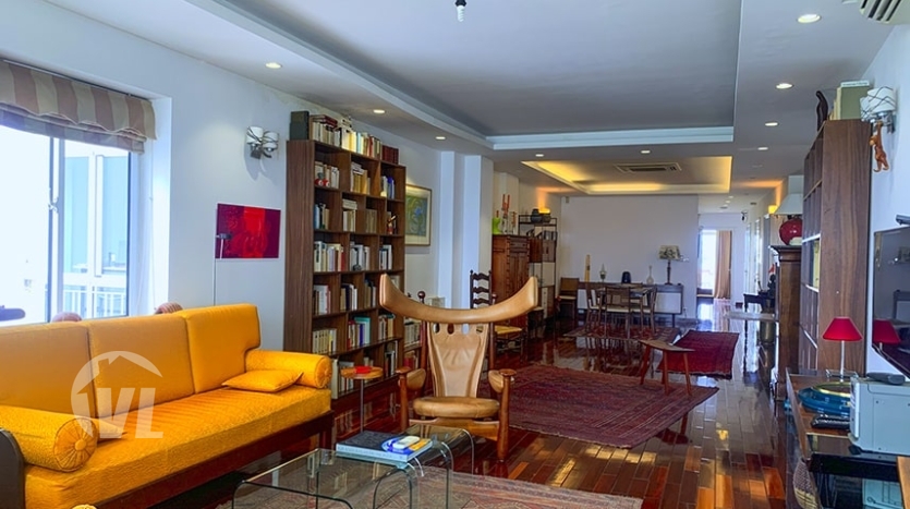 Large 3 bedroom apartment with private terrace facing the West Lake