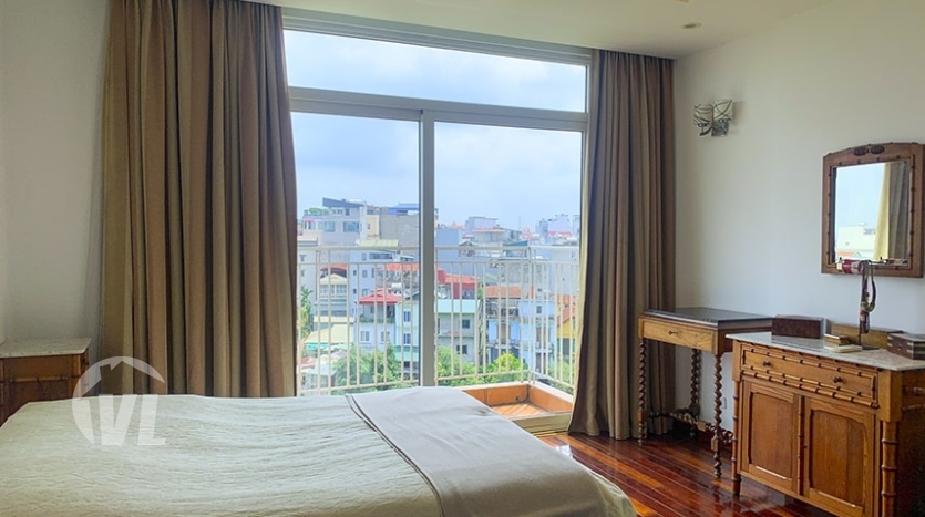 Large 3 bedroom apartment with private terrace facing the West Lake