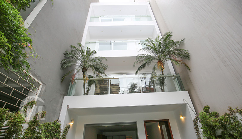 Modern 5 bedroom house in Tay Ho district Hanoi