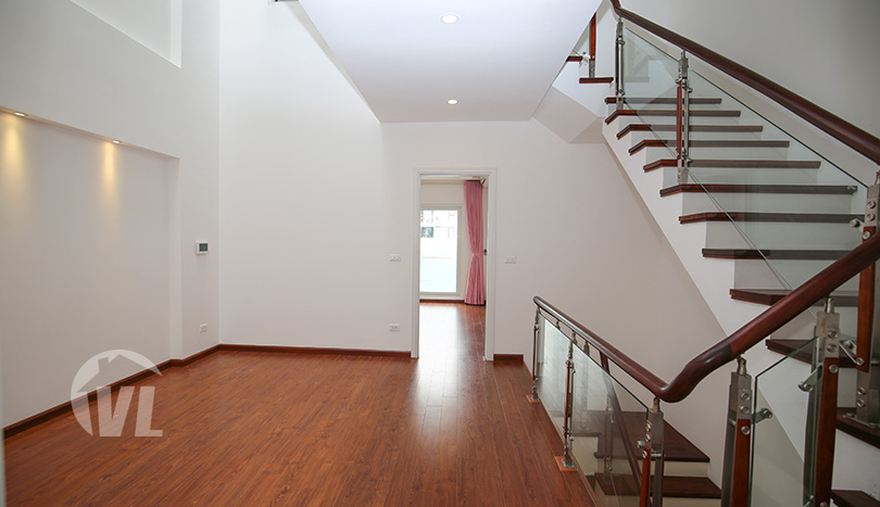 Modern 5 bedroom house in Tay Ho district Hanoi