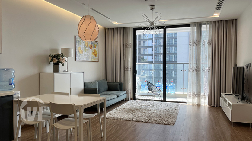 West lake view 2 bedroom apartment in M3 Vinhomes Metropolis