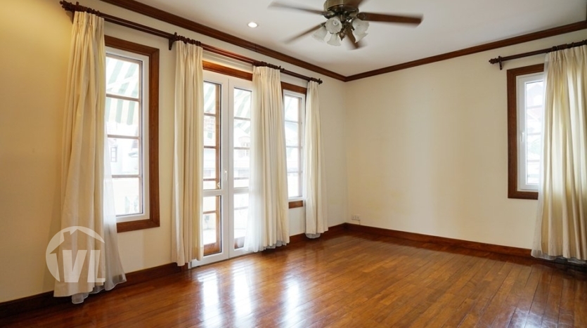 High quality 5 bed villa to lease in To Ngoc Van area Hanoi