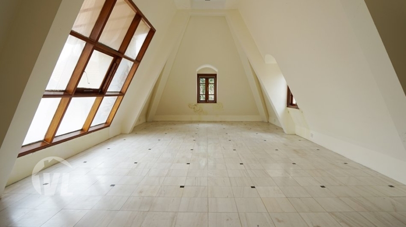 High quality 5 bed villa to lease in To Ngoc Van area Hanoi