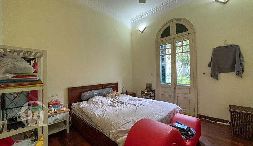 House with big garden to rent close to the LFAY in Long Bien