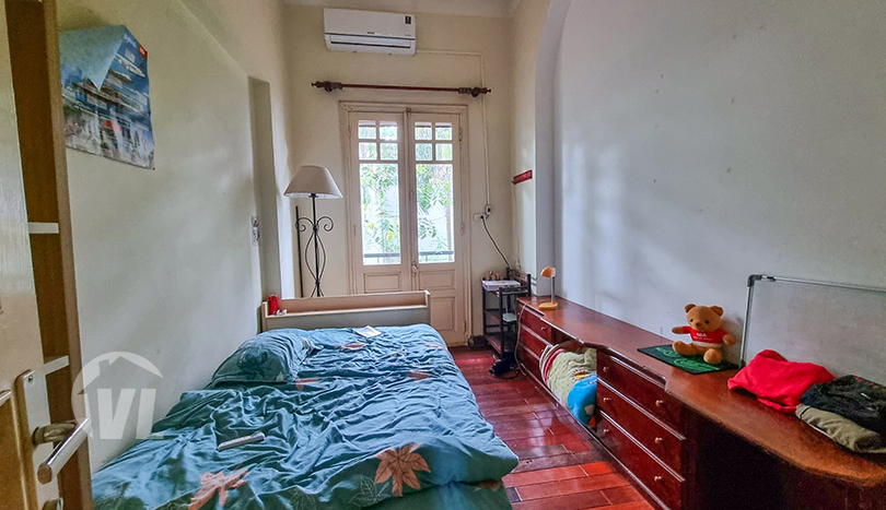 House with big garden to rent close to the LFAY in Long Bien