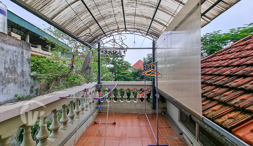 House with big garden to rent close to the LFAY in Long Bien