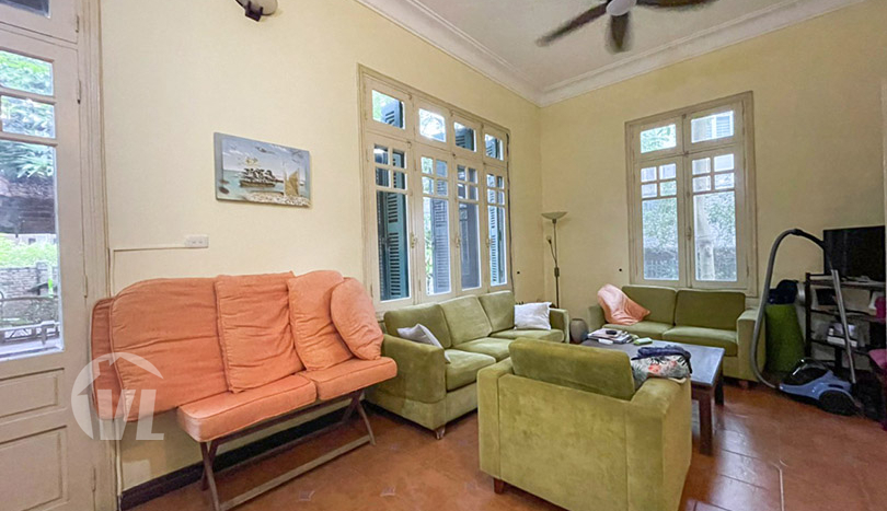 House with big garden to rent close to the LFAY in Long Bien