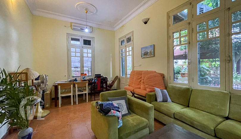 House with big garden to rent close to the LFAY in Long Bien