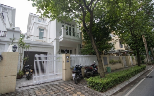 Partly furnished 5 bedroom villa in Ciputra Hanoi