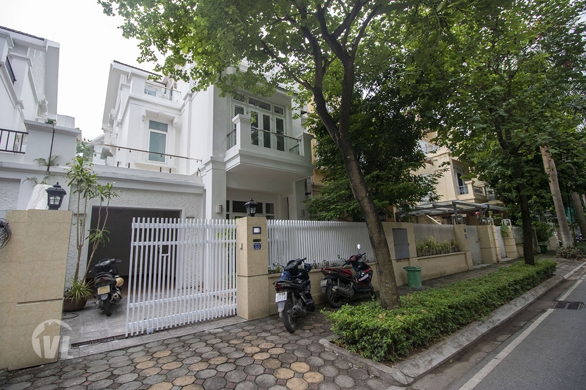 222 Partly furnished 5 bedroom villa in Ciputra Hanoi