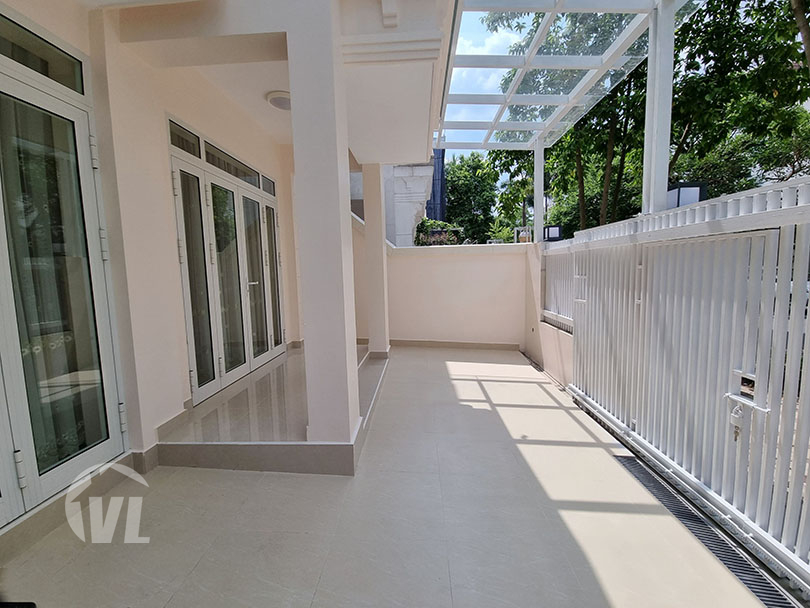 333 Brand-new house with elevator to rent in T Block Ciputra