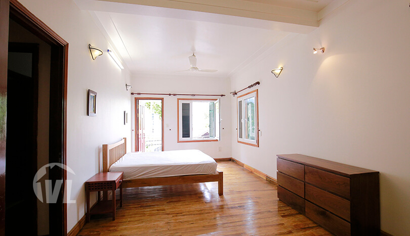 Fully furnished house with large yard to rent in Tay Ho