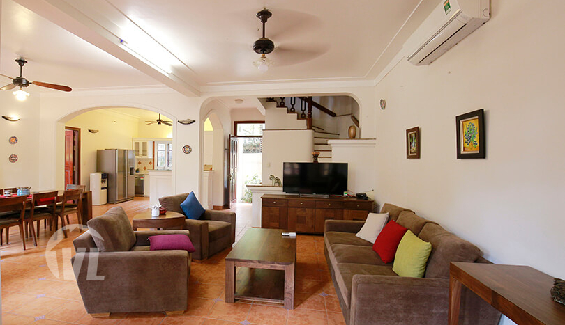 Fully furnished house with large yard to rent in Tay Ho