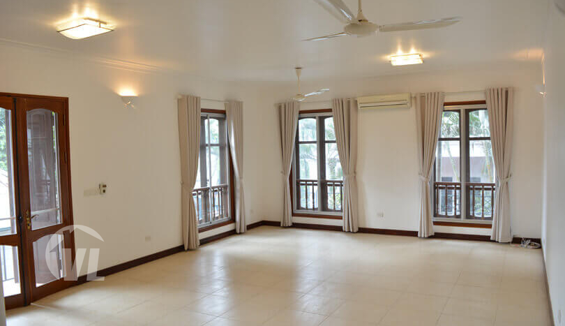 Large 4 bed villa to rent in Tay Ho district