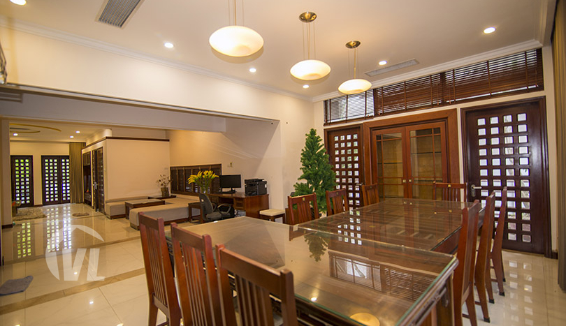 Modern furnished pool house with yard to rent in Tay Ho district