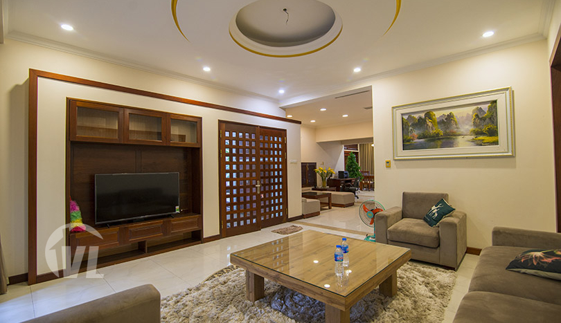 Modern furnished pool house with yard to rent in Tay Ho district