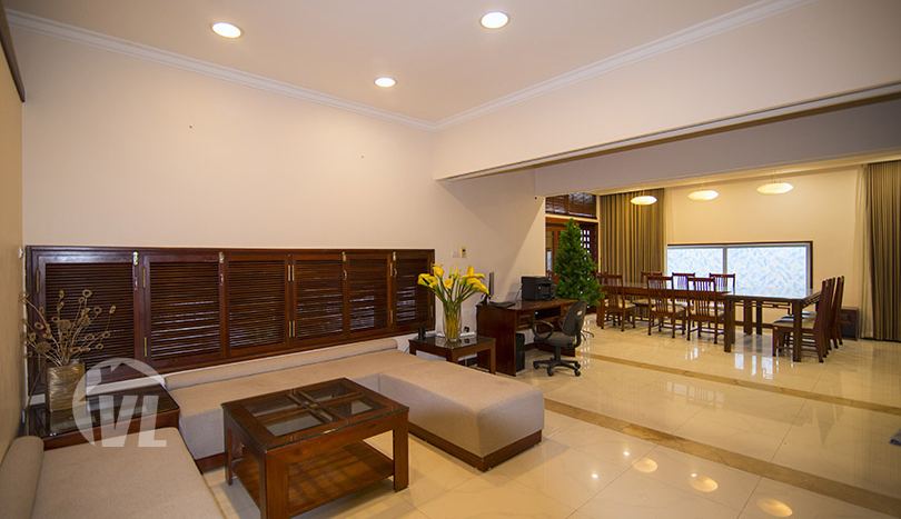 Modern furnished pool house with yard to rent in Tay Ho district