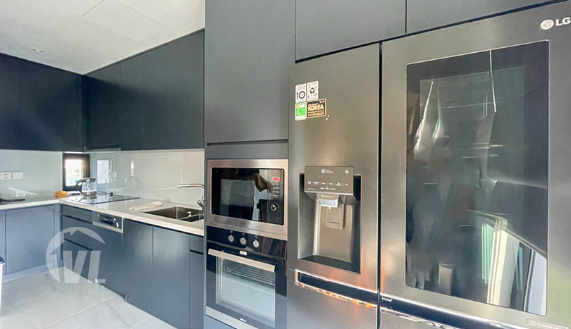 Brand new furnished 2 bed apartment to rent in Long Bien
